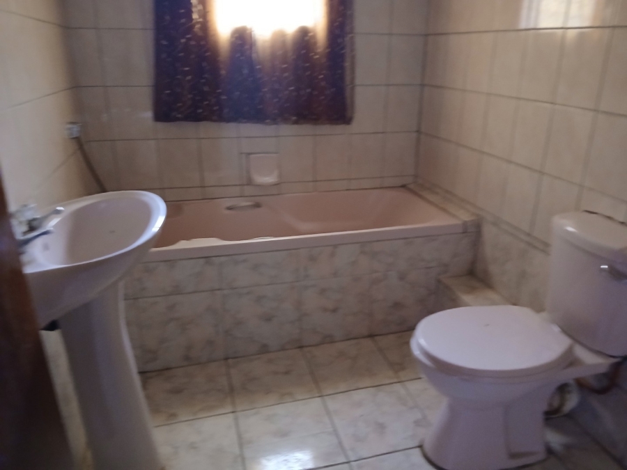 3 Bedroom Property for Sale in Mdantsane Eastern Cape